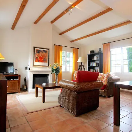 Βίλα Luxury In France With Pool And Garden Vasles