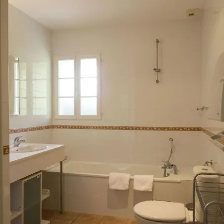 Luxury In France With Pool And Garden * Vasles