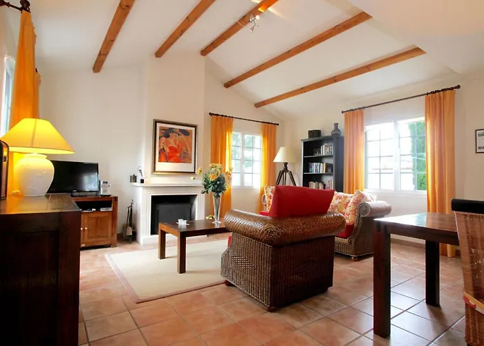 Villa Luxury In France With Pool And Garden Vasles