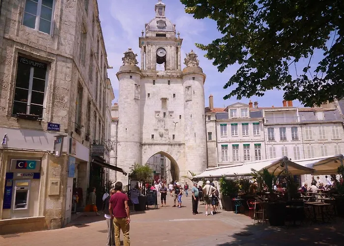 Luxury In France With Pool And Garden * Vasles